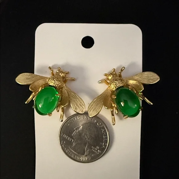 New Bee Earrings - Picture 3 of 3